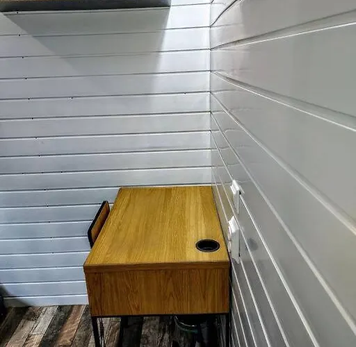 Tiny White * Bukurešť